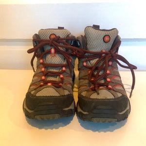 Merrell Moab 2 Mid Waterproof Womens Hiking Boots